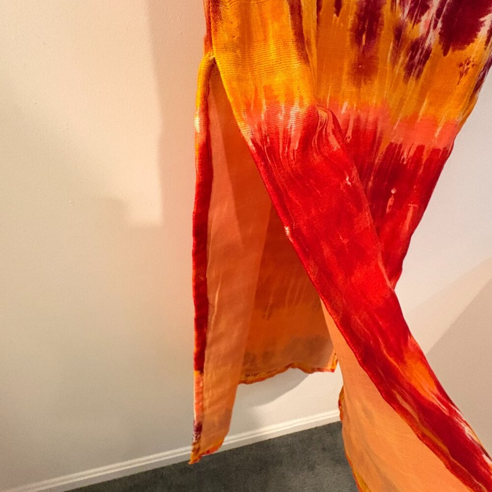 Vintage 60s-70s tie-dye patterned raw silk dress in vivid sunset colors - Picture 8 of 11